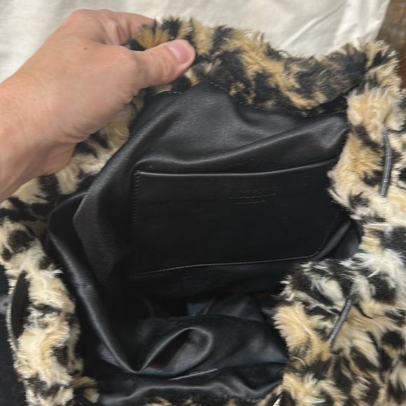 Backpack - Picture 8 of 8